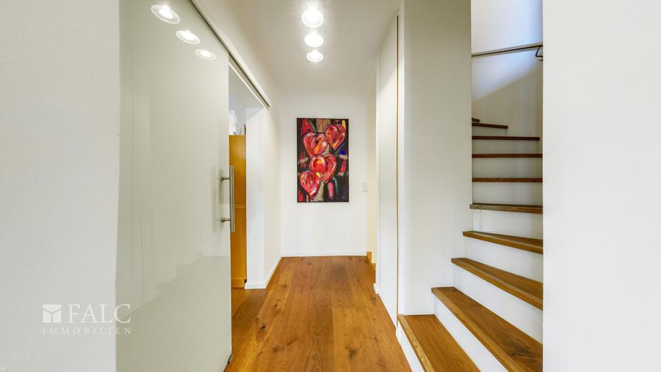 ***Familienoase in Ratingen-Hösel*** 5 zimmer