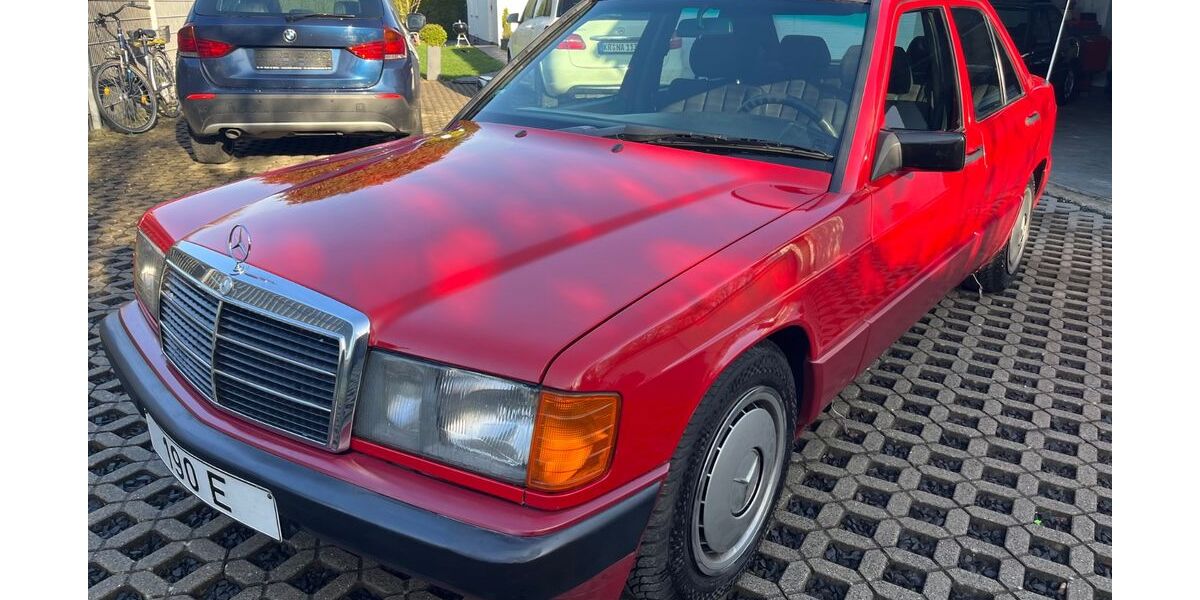 Mercedes-Benz 190 118.000 km 6.950 &euro; Krefeld 47809