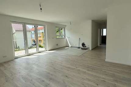 Wohnung zum Mieten in Kahl am Main 1.240 € 92 m²