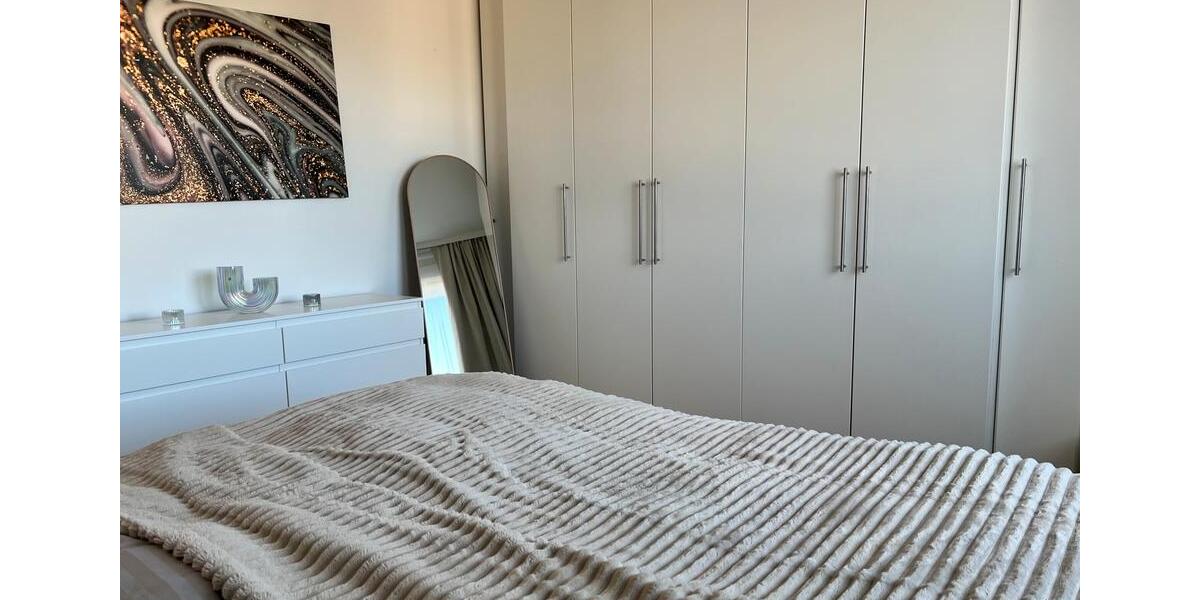 Etagenwohnung Düsseldorf Niederkassel - 2 Zimmer, 60 m&sup2;, 1.850&euro; | Angebot:26374085