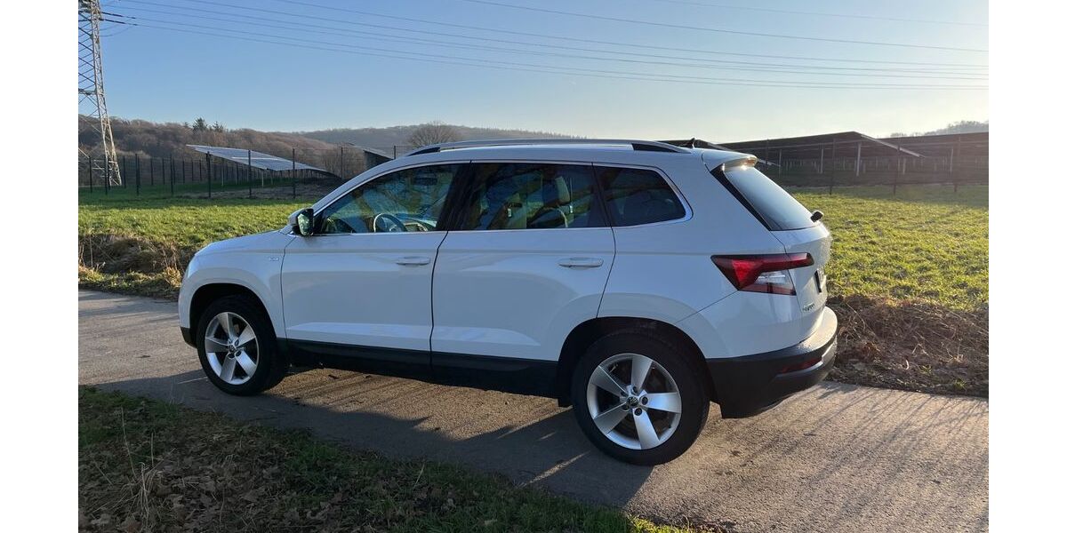 Skoda Karoq 107.211 km 13.900 &euro; Velbert 42553