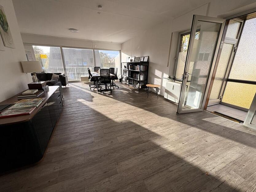 Attraktive Gewerbeimmobilie mit Büro, Ausstellung, Lagerhalle & Wohnung – flexible Nutzung möglich! zimmer