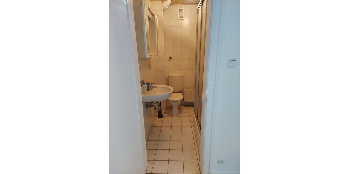 2,5 Zimmer Wohnung frisch renoviert in ruhiger Wohnlage 1 zimmer