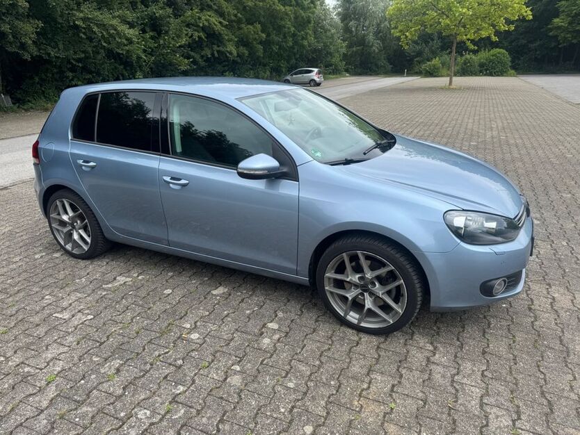 VW Golf 83.500 km 7.500 € Sprockhövel 45549