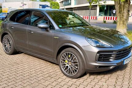 Porsche Cayenne 52.700 km 59.800 &euro; Essen 45139