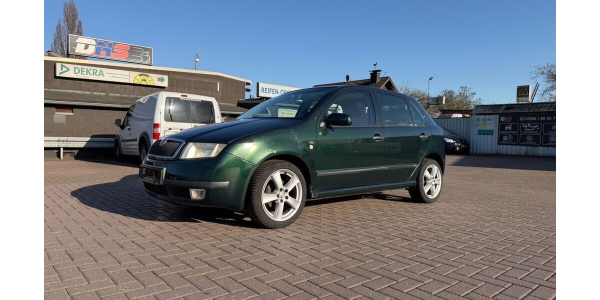 Skoda Fabia 94.250 km 3.790 &euro; Dinslaken 46537