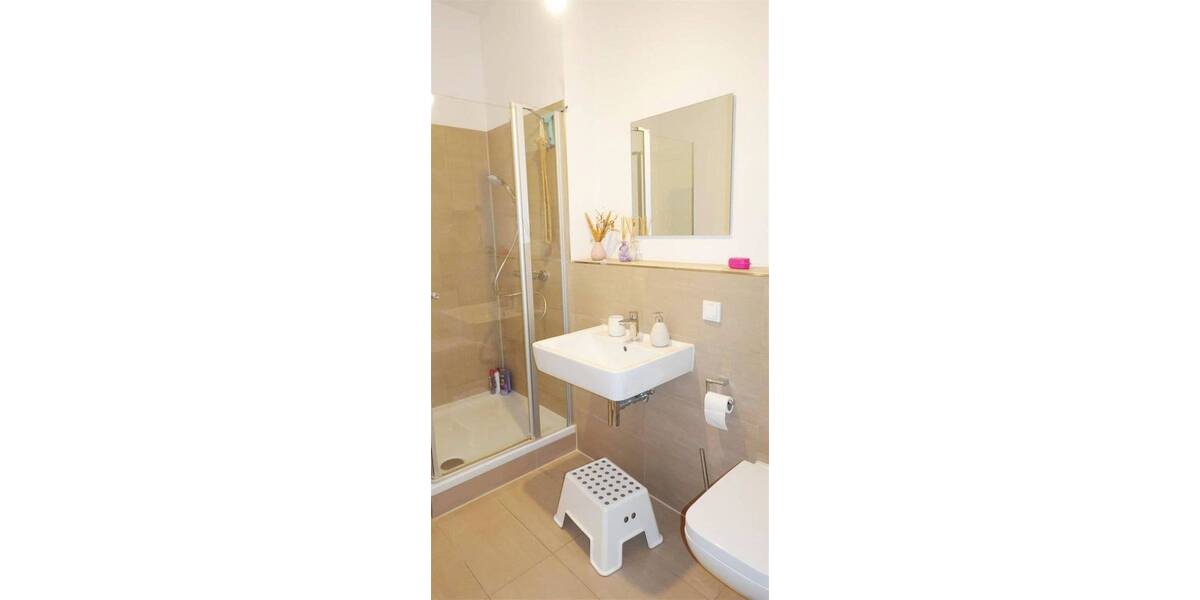 Etagenwohnung Düsseldorf Flingern Nord - 3 Zimmer, 85 m&sup2;, 1.430&euro; | Angebot:26869423