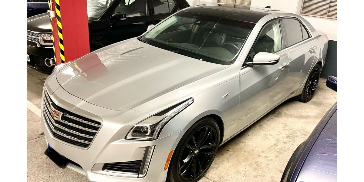 Cadillac CTS 172.000 km 17.850 &euro; Düsseldorf 40472