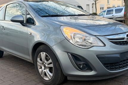Opel Corsa 151.000 km 3.490 &euro; Essen 45326