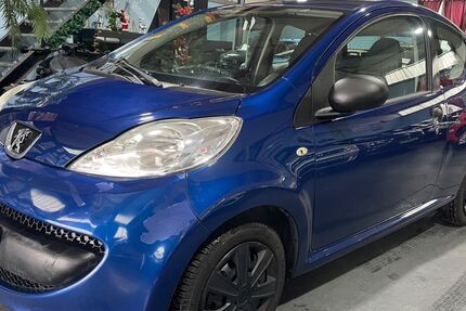 Peugeot 107 115.000 km 2.490 &euro; Rheinberg 47495