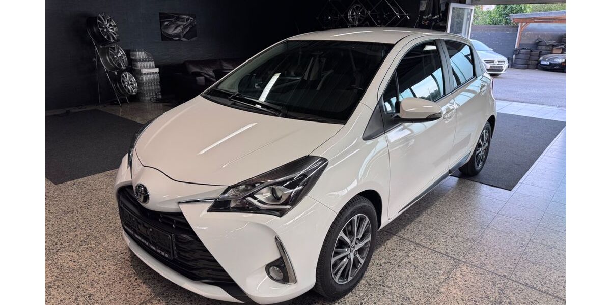 Toyota Yaris 39.800 km 13.750 &euro; Oberhausen 46145