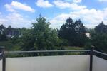 Bei VIVAWEST die Sonnenstrahlen auf dem eigenen Balkon genießen.