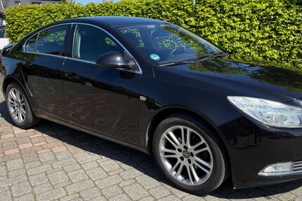 Opel Insignia 210.870 km 2.500 &euro; Kamp-Lintfort 47475