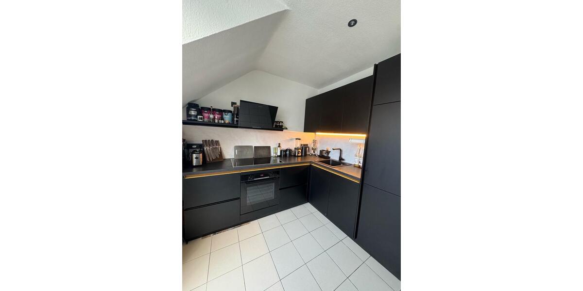 Dachgeschoßwohnung Tönisvorst - 2.5 Zimmer, 55 m&sup2;, 890&euro; | Angebot:25216075