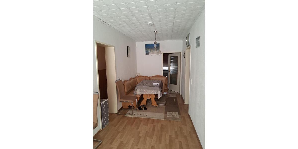 Etagenwohnung Duisburg Rheinhausen - 3 Zimmer, 81 m&sup2;, 568&euro; | Angebot:26268265