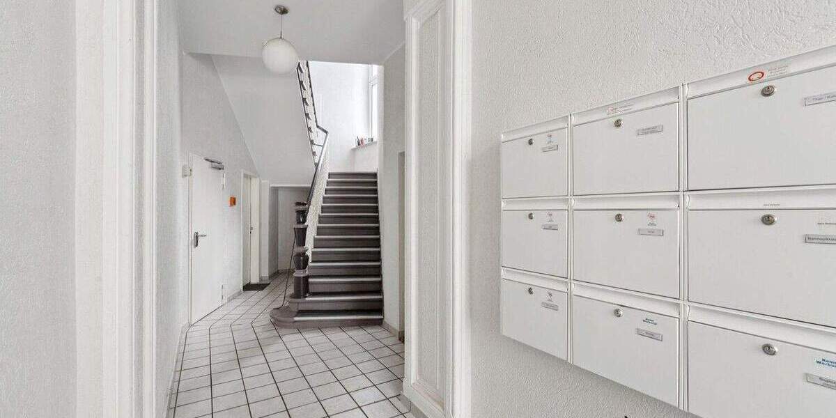 Etagenwohnung Düsseldorf Oberbilk - 2 Zimmer, 38 m&sup2;, 215.000&euro; | Angebot:25213913
