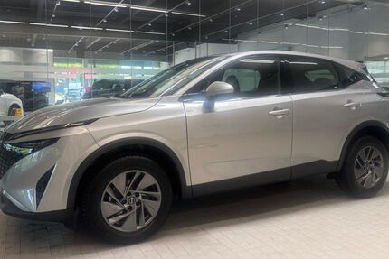 Nissan Qashqai 19.103 km 24.690 &euro; Oberhausen (am CentrO) 46047
