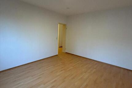 Gemütliche 2-Zimmer-Wohnung mit Balkon und Küche – frisch renoviert 2 zimmer