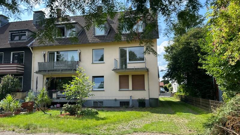 Mehrfamilienhaus mit Entwicklungspotenzial!