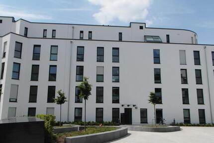 Bei VIVAWEST die Sonnenstrahlen auf dem eigenen Balkon genießen. 2.5 zimmer