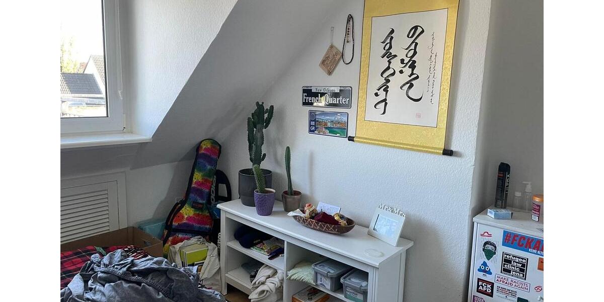 Dachgeschoßwohnung Düsseldorf Stadtbezirk 2 - 2 Zimmer, 36 m&sup2;, 570&euro; | Angebot:26372624