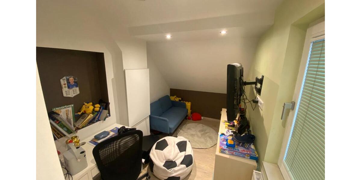 Doppelhaushälfte Duisburg Huckingen - 7 Zimmer, 120 m&sup2;, 575.000&euro; | Angebot:26367555