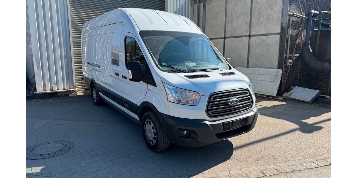 Ford Transit 245.567 km 6.490 &euro; Bottrop 46240