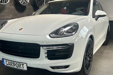 Porsche Cayenne 118.154 km 38.290 &euro; Krefeld 47800