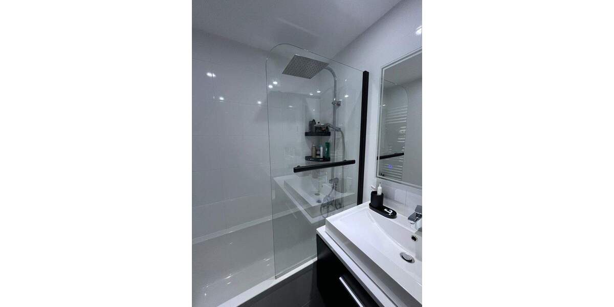 Investition mit Herz - Dachgeschosstraum mit Balkon - vermietet 3 zimmer