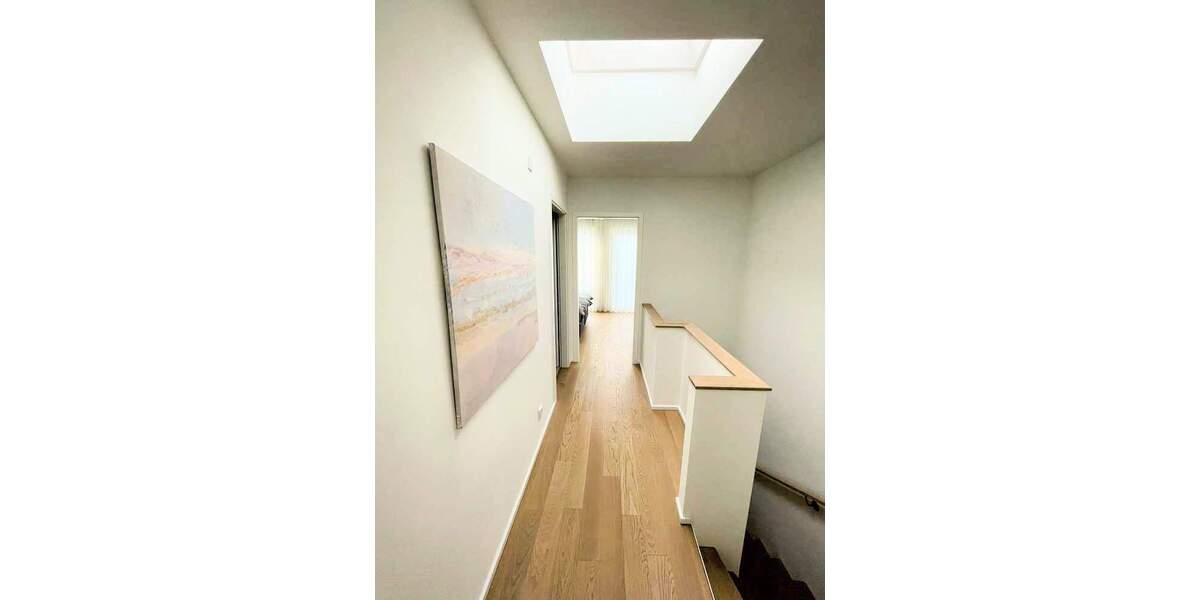 Mehrfamilienhaus, Wohnhaus Düsseldorf Heerdt - 5 Zimmer, 125 m&sup2;, 3.100&euro; | Angebot:25400416