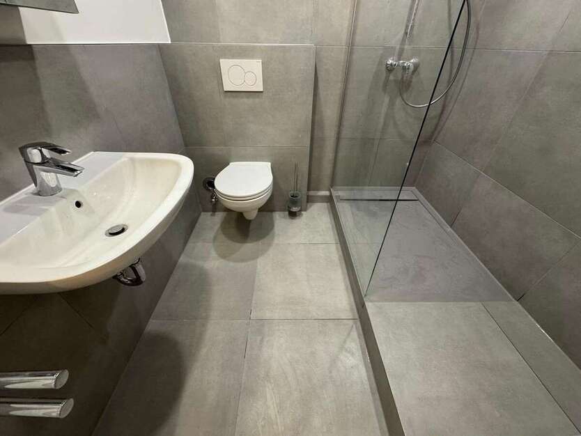 Wohnung zum Mieten in Krefeld 696 € 64 m² 3 zimmer