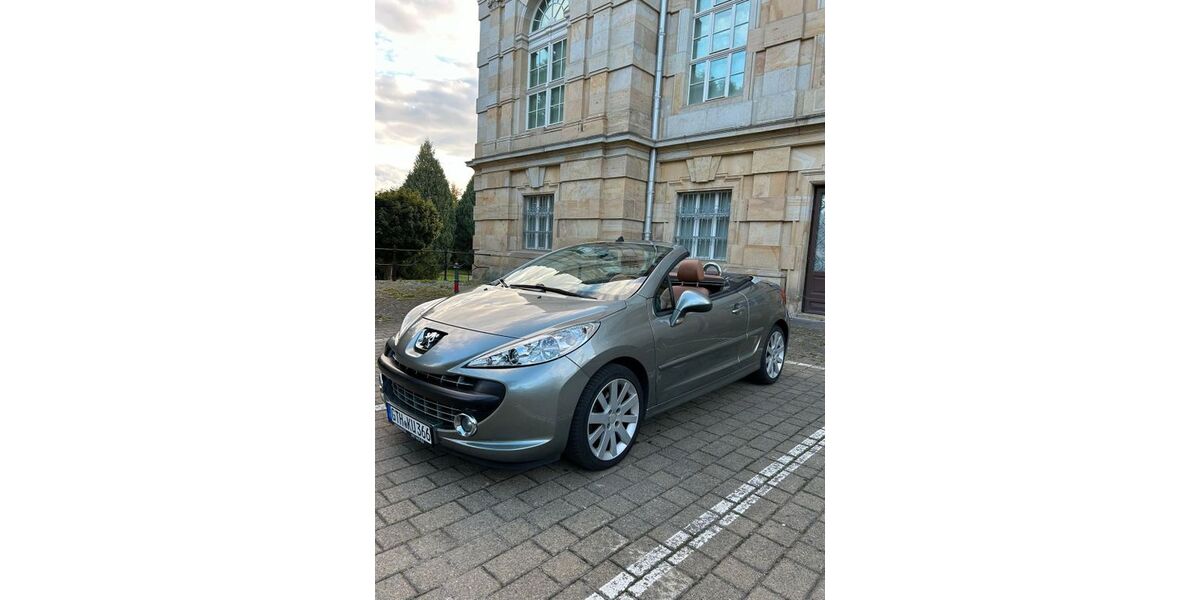 Peugeot 207 128.000 km 5.100 &euro; Duisburg 47051