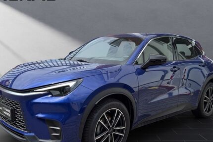 Lexus LBX 3.790 km 29.450 &euro; Duisburg 47055