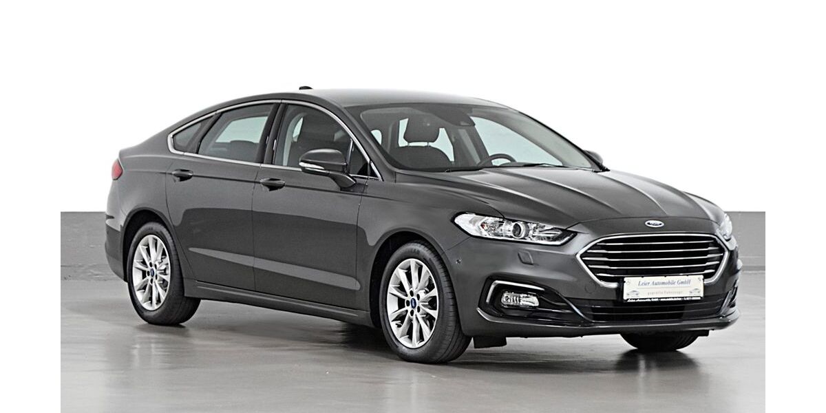 Ford Mondeo 81.176 km 17.490 &euro; Düsseldorf 40597