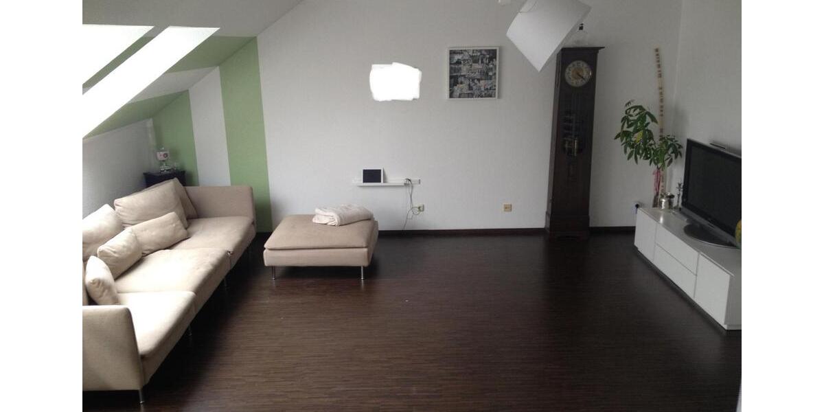 Dachgeschoßwohnung Bochum Eppendorf - 2.5 Zimmer, 63 m&sup2;, 508&euro; | Angebot:25398243