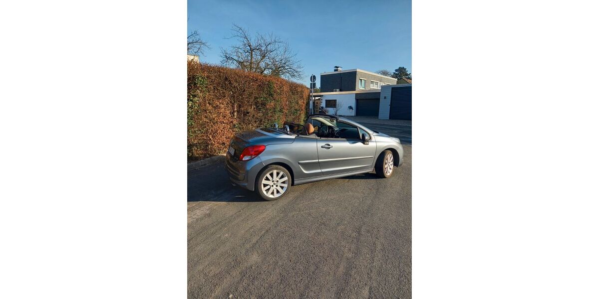 Peugeot 207 105.000 km 5.150 &euro; Hattingen 45529