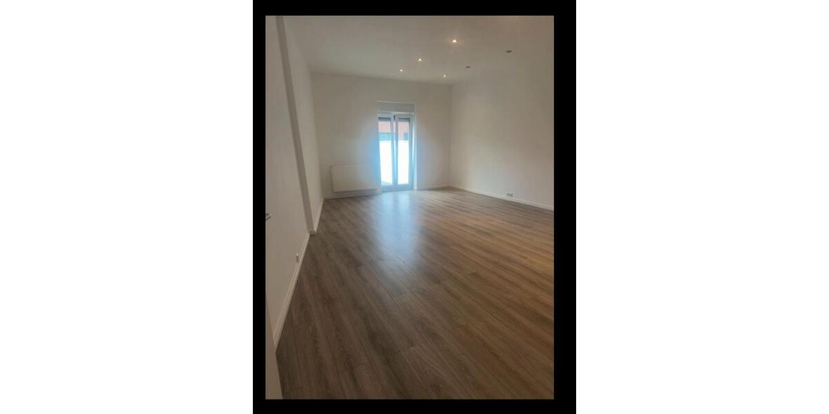 2 Zimmerwohnung, Krefeld Bockum mit Balkon, Terrasse EG 2 zimmer