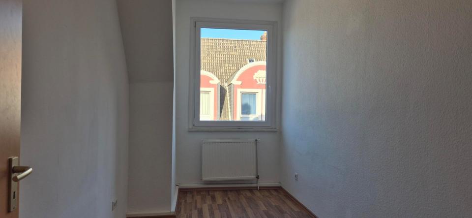 Dachgeschoßwohnung Herne - 5 Zimmer, 130 m&sup2;, 790&euro; | Angebot:26166754