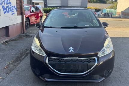 Peugeot 208 155.000 km 3.499 &euro; Gelsenkirchen 45879