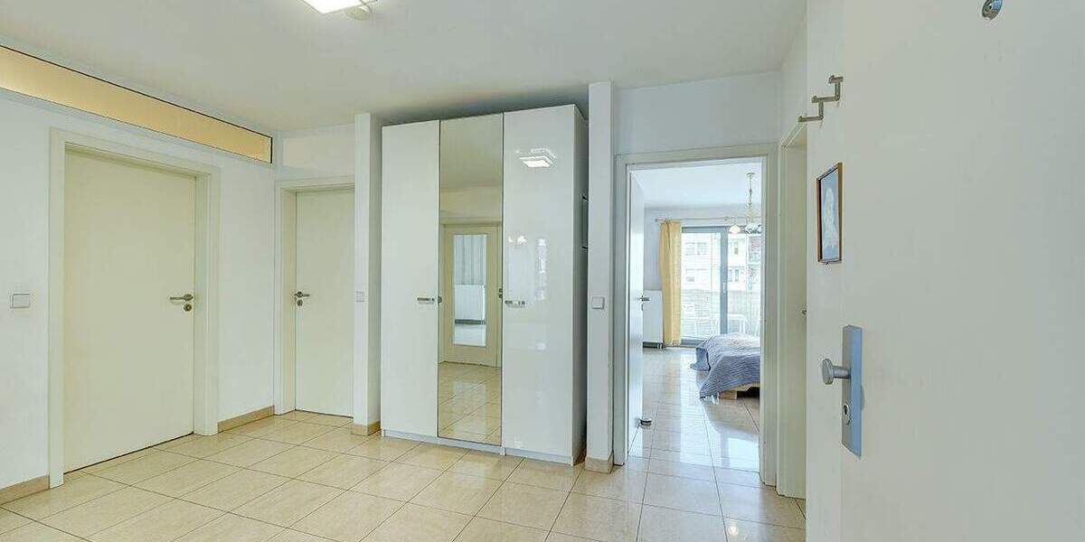 Etagenwohnung Düsseldorf Derendorf - 3 Zimmer, 101 m&sup2;, 525.000&euro; | Angebot:24040986