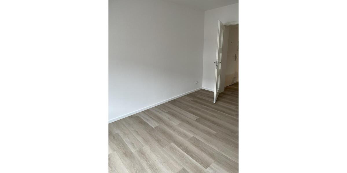 Etagenwohnung Düsseldorf Pempelfort - 1 Zimmer, 37 m&sup2;, 765&euro; | Angebot:26300954