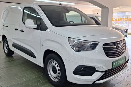 Opel Combo 64.511 km 15.990 &euro; Gelsenkirchen 45899