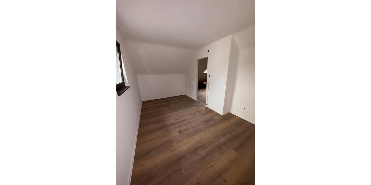Doppelhaushälfte Oberhausen Alstaden - 4 Zimmer, 130 m&sup2;, 419.000&euro; | Angebot:25125124