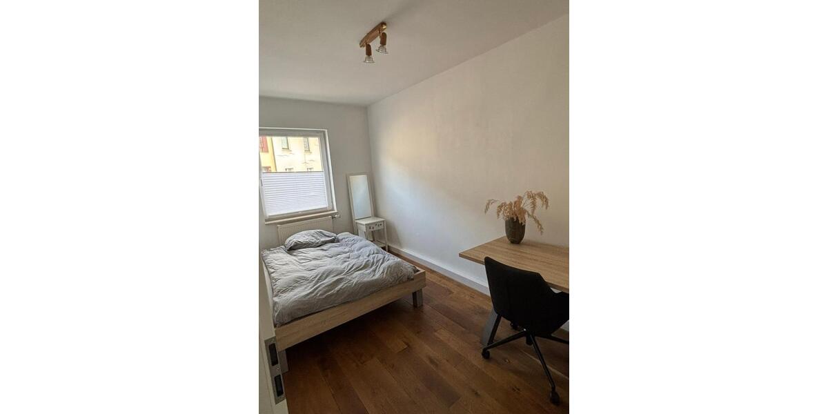 Etagenwohnung Essen Stadtbezirk III - 5 Zimmer, 109 m&sup2;, 292.000&euro; | Angebot:25642573