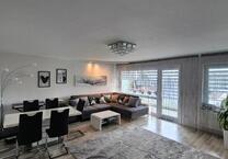 3 Zimmer Wohnung mit 2 Balkonen+Tiefgaragenstellplatz.Re.Ost