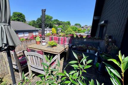 5-Zimmer- Maisonettewohnung mit separatem Eingang, Einbauküche 5 zimmer