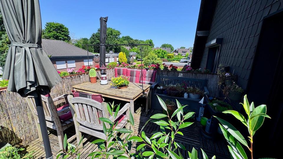 5-Zimmer- Maisonettewohnung mit separatem Eingang, Einbauküche 5 zimmer