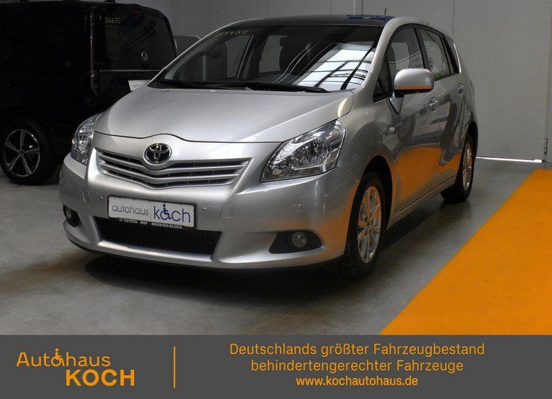 Toyota Verso 100.000 km 9.990 &euro; Neukirchen-Vluyn 47506