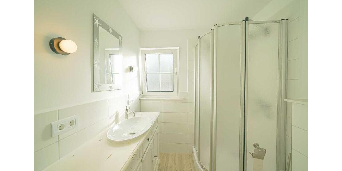 Freistehendes Einfamilienhaus mit Garten und Sonnenbalkon 5 zimmer