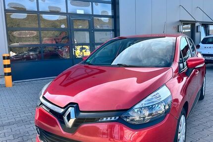 Renault Clio 99.400 km 5.899 &euro; Oberhausen 46145